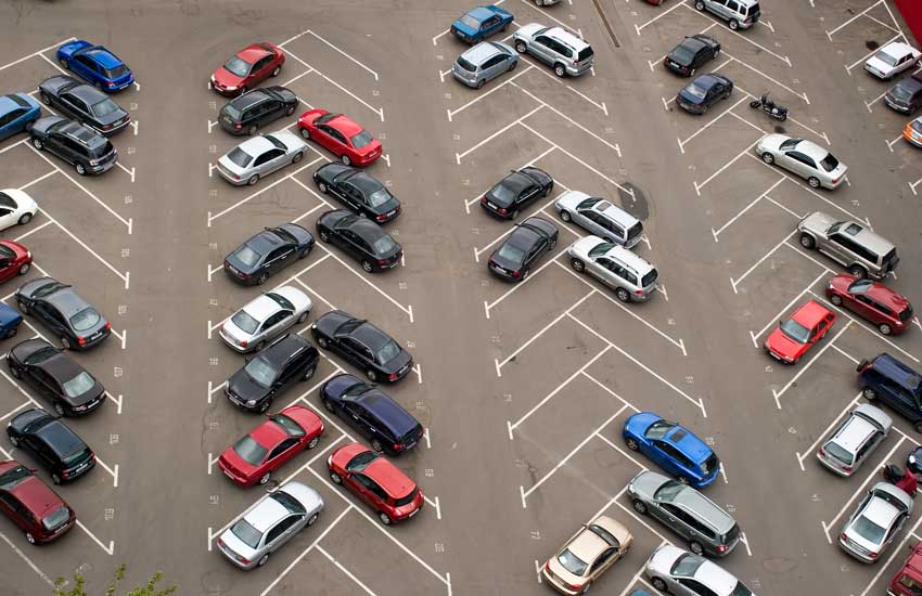 https://www.ledgerinsights.com/wp-content/uploads/2020/05/parking-lot-cars.jpg