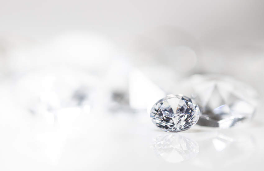 De Beers group introduces world's first blockchain-backed diamond