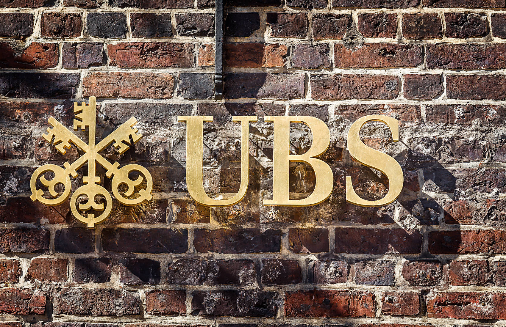 UBS to offer crypto to some private banking clients – report