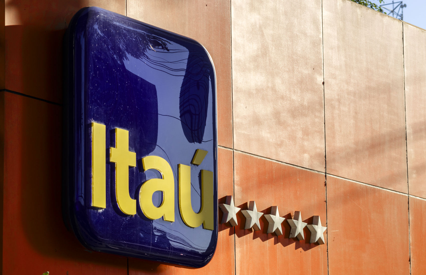 Itaú Asset creates dedicated crypto division - Ledger Insights - blockchain  for enterprise