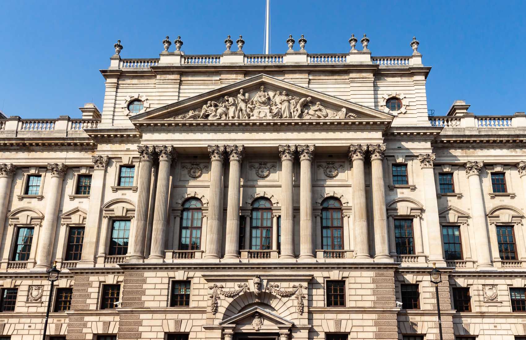 UK plans to introduce crypto-asset regulation in 2027